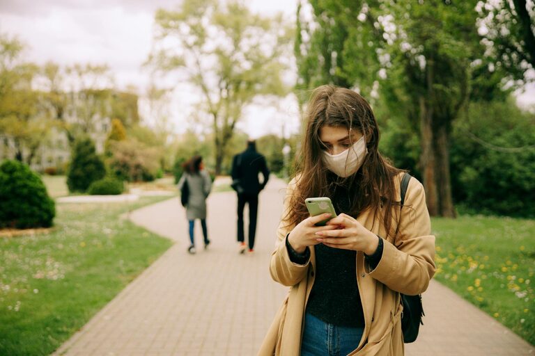 Jak dbać o zdrowe nawyki korzystania z telefonu